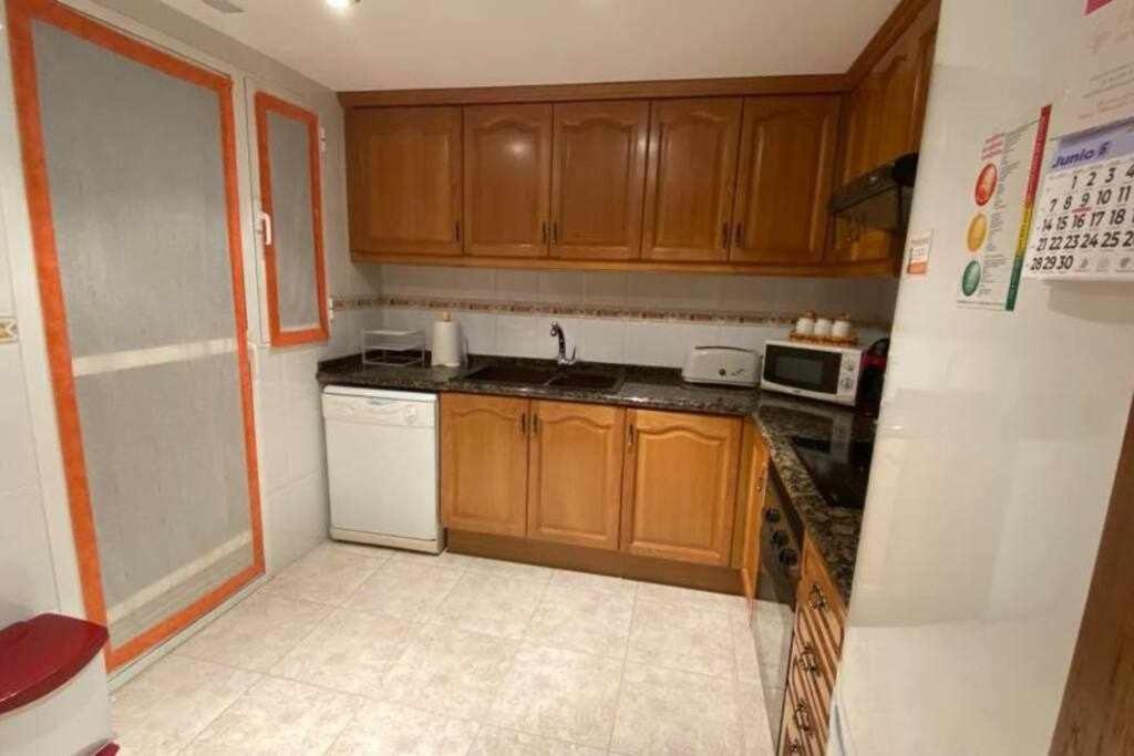Apartamento A 150M De La Playa Wifi Gratis Denia Ngoại thất bức ảnh