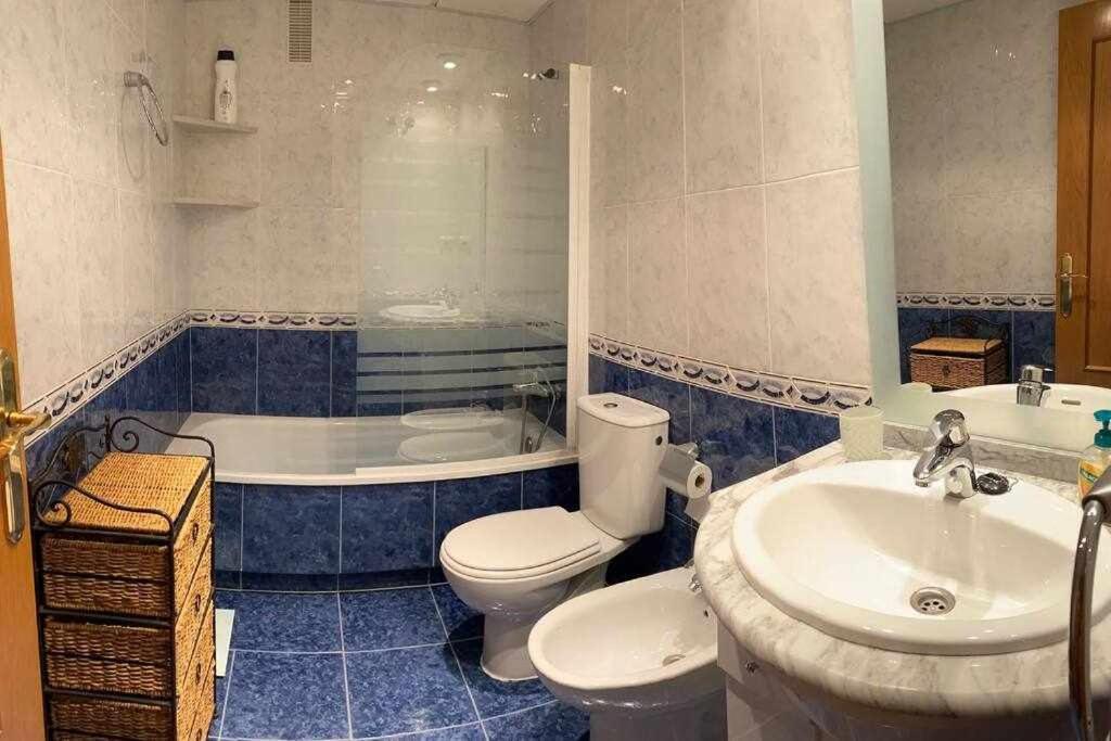Apartamento A 150M De La Playa Wifi Gratis Denia Ngoại thất bức ảnh